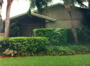 15325 SW 73rd Ct, Palmetto Bay, FL 33157