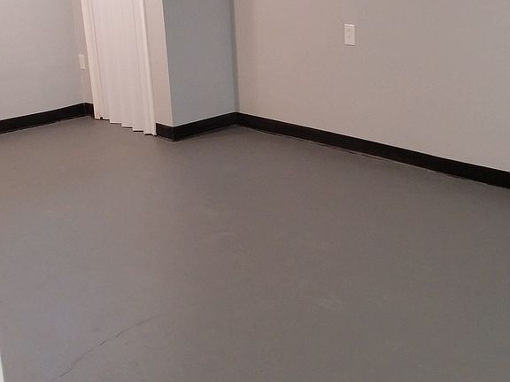 2nd image of 1379 Coventry St