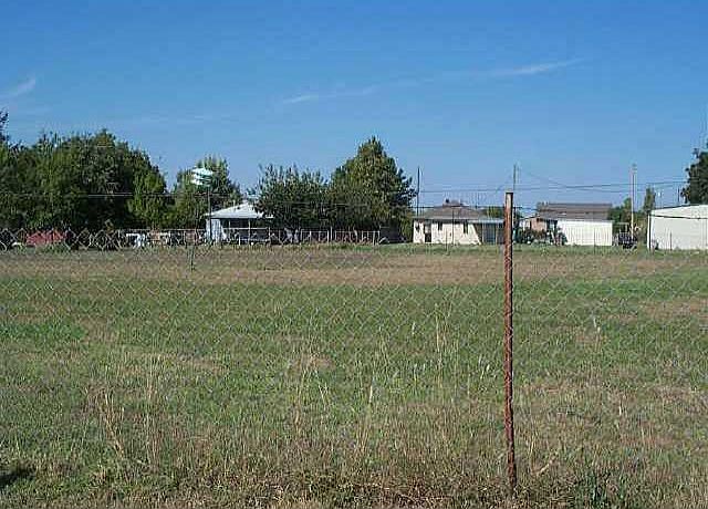 1st image of NE 12th St Lot 6