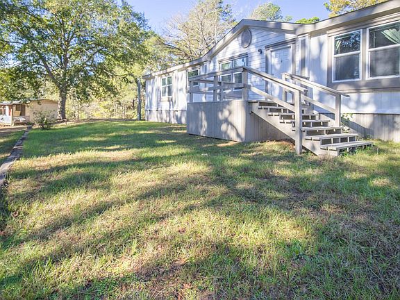 3rd image of 2742 County Road 441