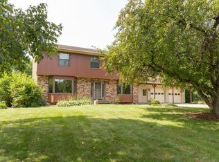 5809 Chateau Rd NW, Rochester, MN 55901