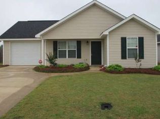 402 Grand Ave, Bonaire, GA 31005