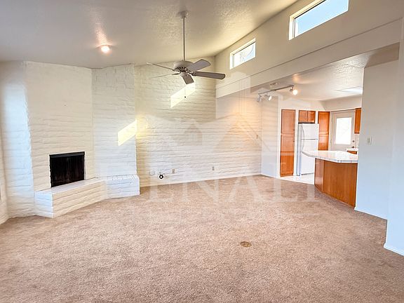 3rd image of 15076 N Escondido Dr APT A