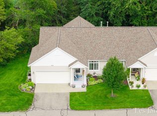 635 Raven Ct, Middleville, MI 49333