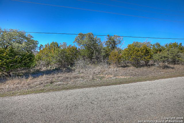 1st image of 831 River Chase Dr