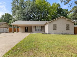 908 N Roselawn Dr, West Memphis, AR 72301