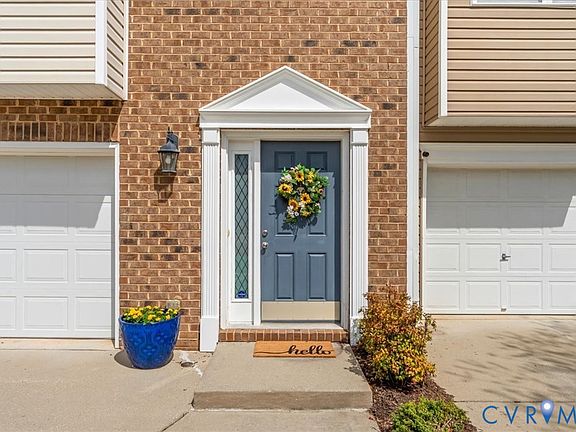 2nd image of 4823 Sapphire Dr #4823