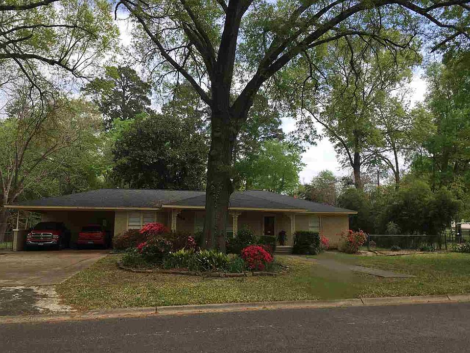 1st image of 104 Horseshoe Dr