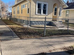 2710 Queen Ave N, Minneapolis, MN 55411