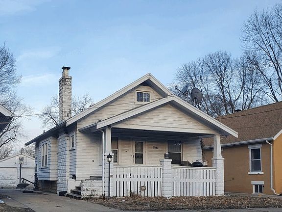 3rd image of 2317 N Maryland Ave