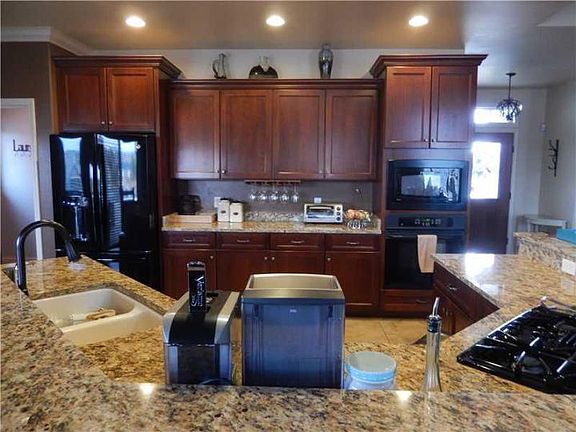2nd image of 6167 Aviara Blvd