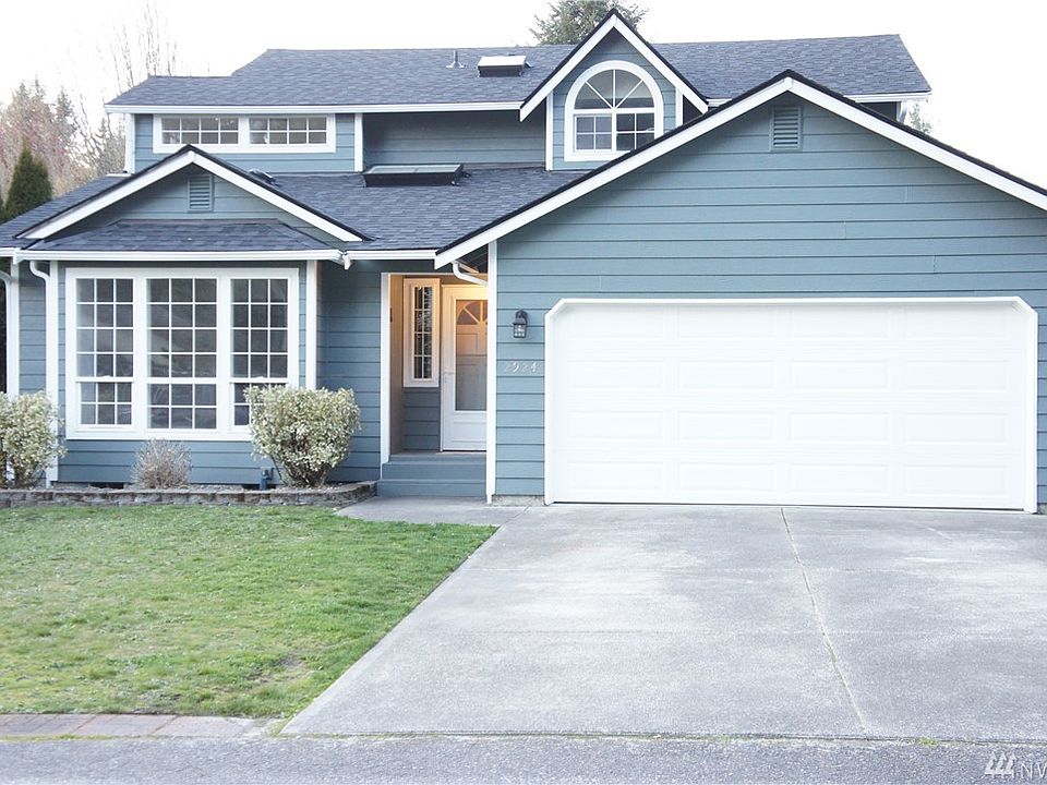 1st image of 2924 Applehill Ct NE