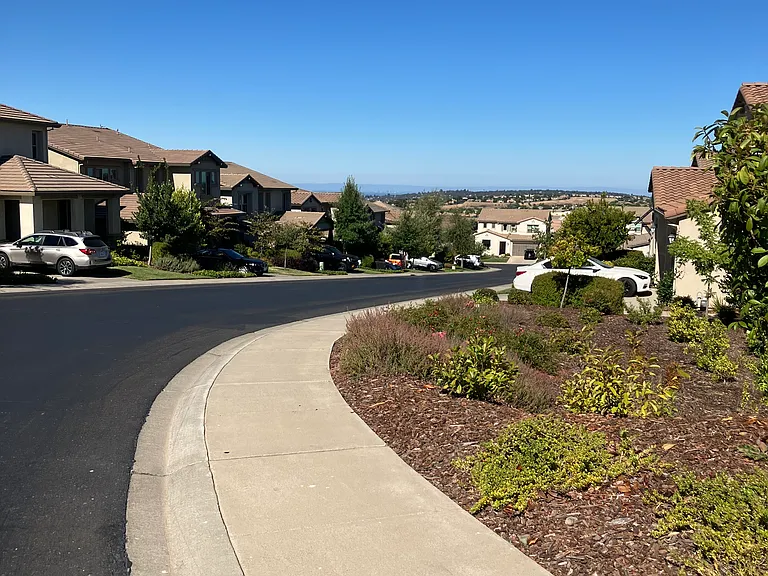 3059 Whistling Way — Photo 33