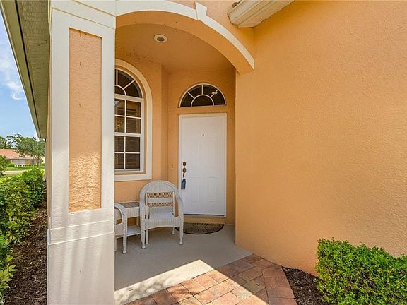 3rd image of 15254 Cortona WAY