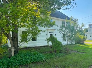 16 Bird St, Poultney, VT 05764