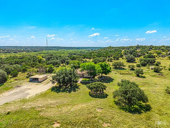 4th image of 433 Private Road 2205
