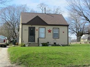 2001 City View St, Waterloo, IA 50707