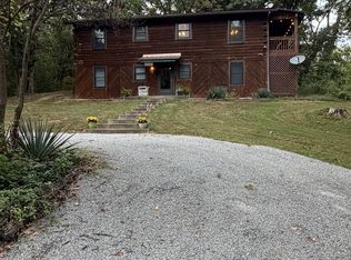 4083 Private Road 25, Pinckneyville, IL 62274
