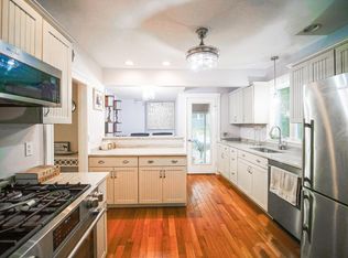 26 Edge Hill Rd, Braintree, MA 02184