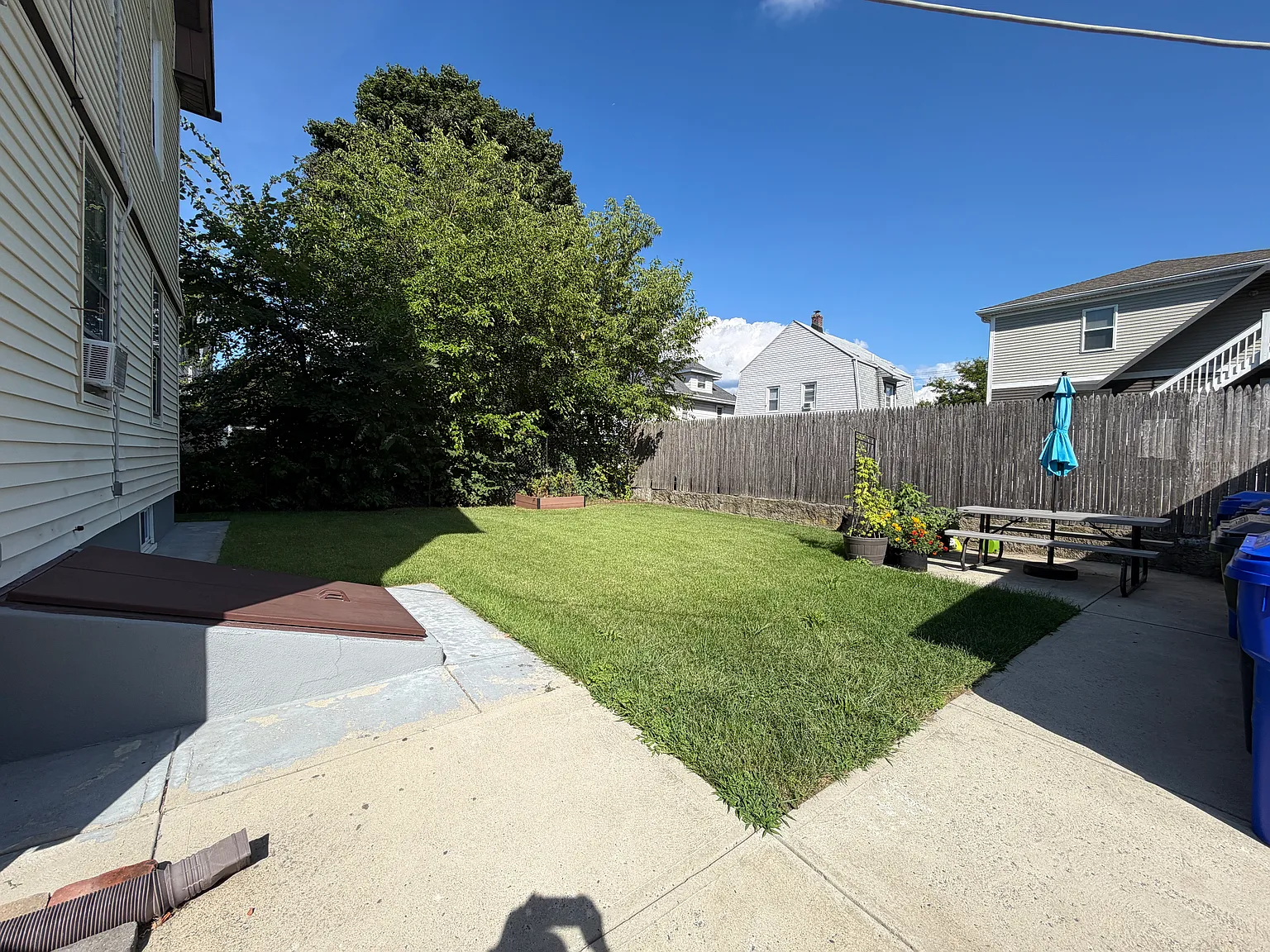 49 Ivy St — Photo 3