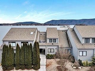 1st image of 278 Peninsula Point Dr