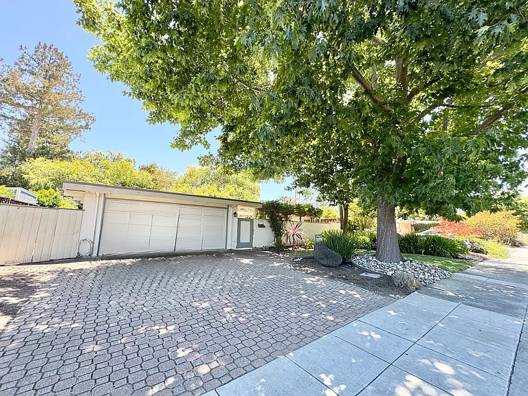 3188 Stelling Dr — Photo 1