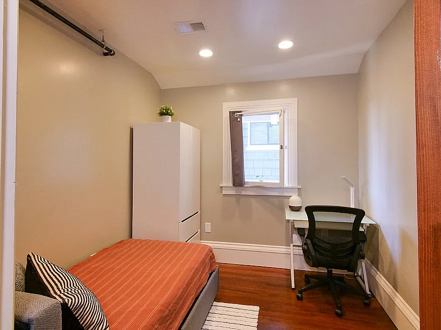 2901 Channing LLC — Photo 4