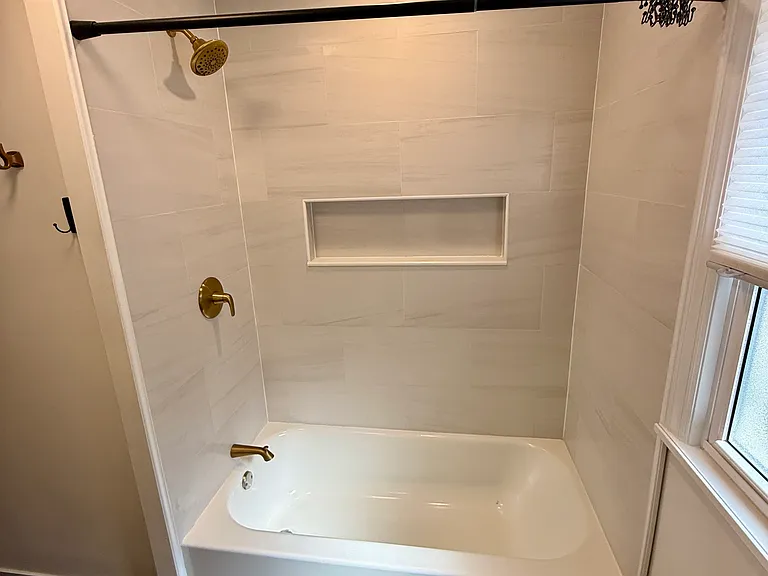 Full bathroom