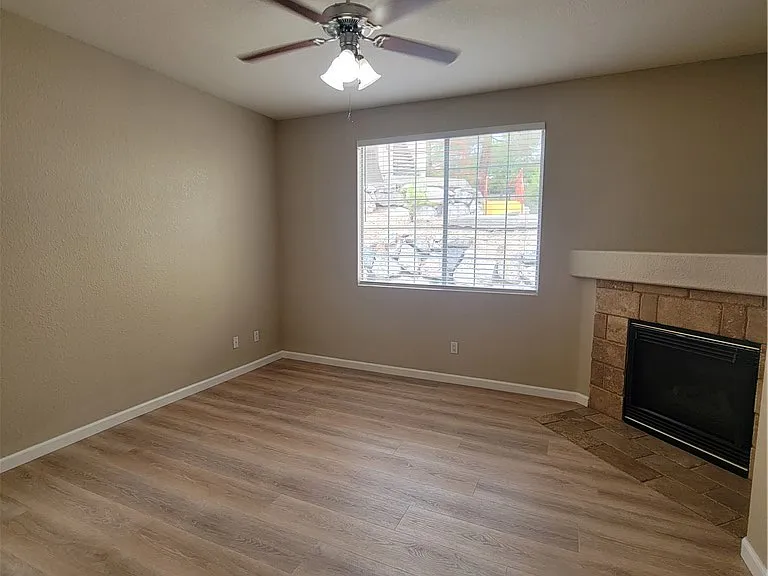 10237 King Henry Ave #103 — Photo 15