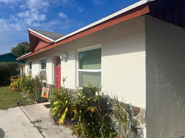 1309 W Frangipani Circle, Lantana, FL 33462