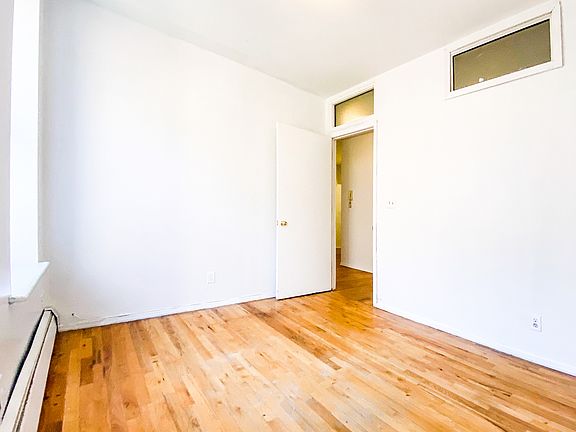 4th image of 311 Jefferson St #2M