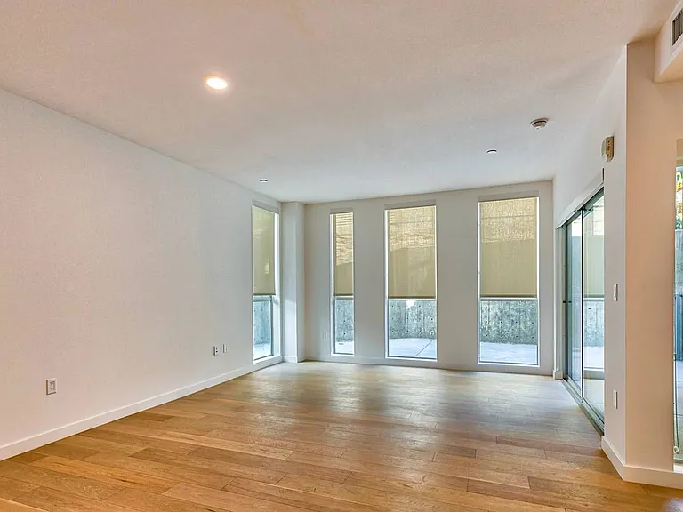 1048 Manzanita — Photo 26
