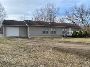 8263 N Vassar Rd, Mount Morris, MI 48458