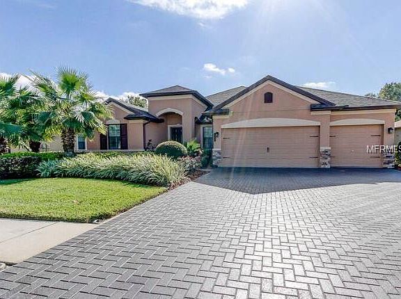2nd image of 4932 Lago Vista Cir