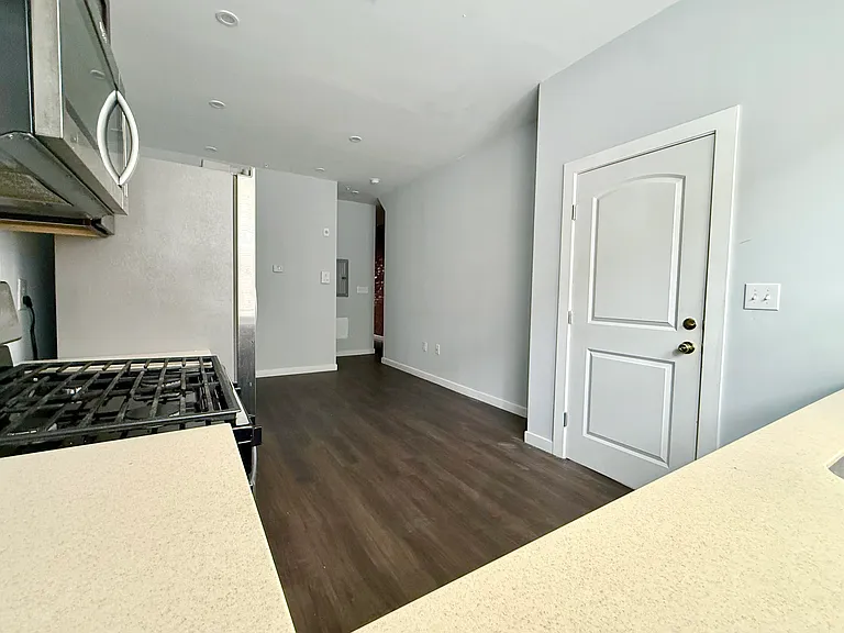 2113 S 15th St #1 — Photo 9