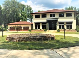 68634 W Banks Dr, Edwardsburg, MI 49112