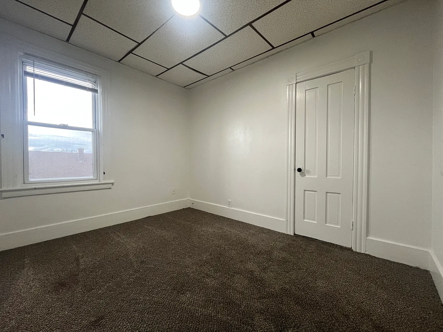 4 bed, 1240 sqft, $2,300 — Photo 4