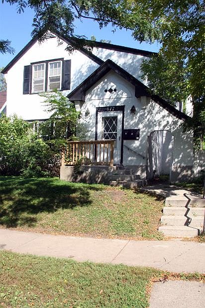 1st image of 677 Jessamine Ave E #2
