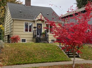 2727 47th Ave SW, Seattle, WA 98116