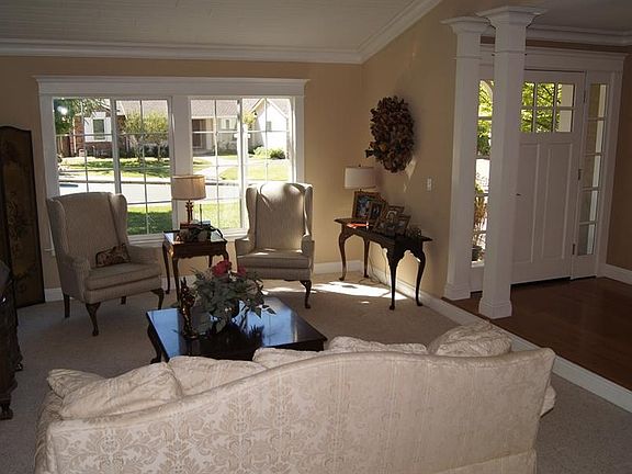 4th image of 408 Grenache Cir