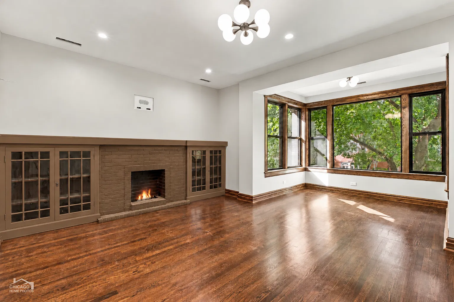 3 bed, 1.5 bath, 1200 sqft, $3,600 — Photo 3