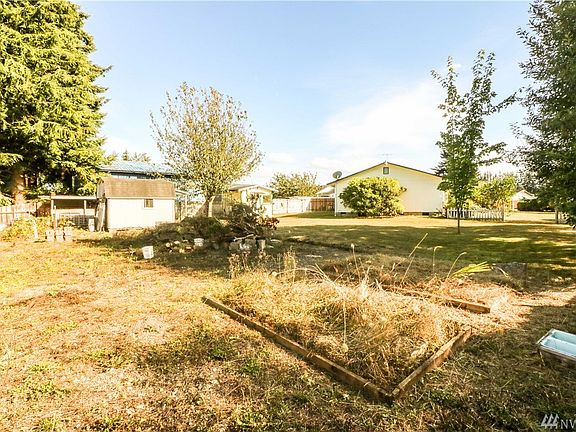 5th image of 4230 Meadow Dr