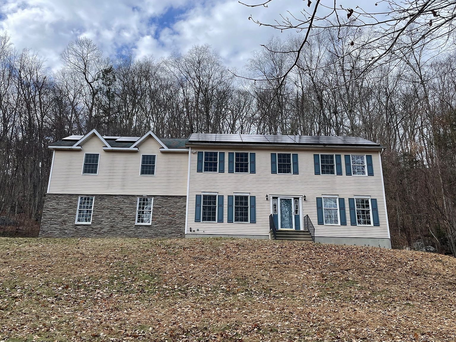洋書 Mountain Houses 44 S Mountain Rd, New City, NY 10956 | Zillow