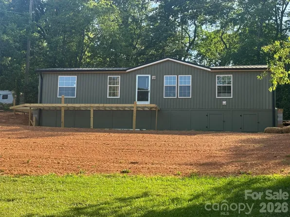 99999 Jason Case Dr, Candler, NC 28715