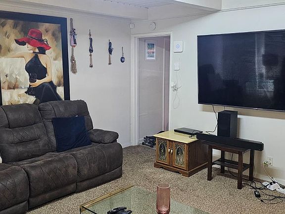 4th image of 2516 Hernando Rd