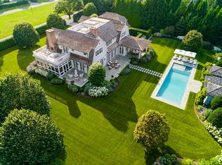 32 Saint Marys Ln, Amagansett, NY 11930