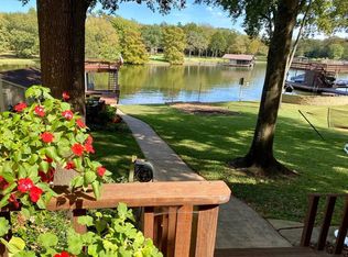 184 1st Oak Dr, Mabank, TX 75156