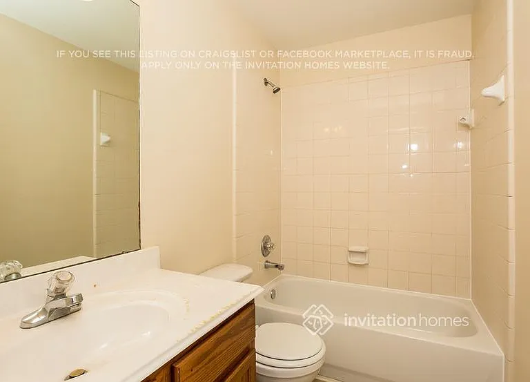19811 Whispering Hollow Ln — Photo 17