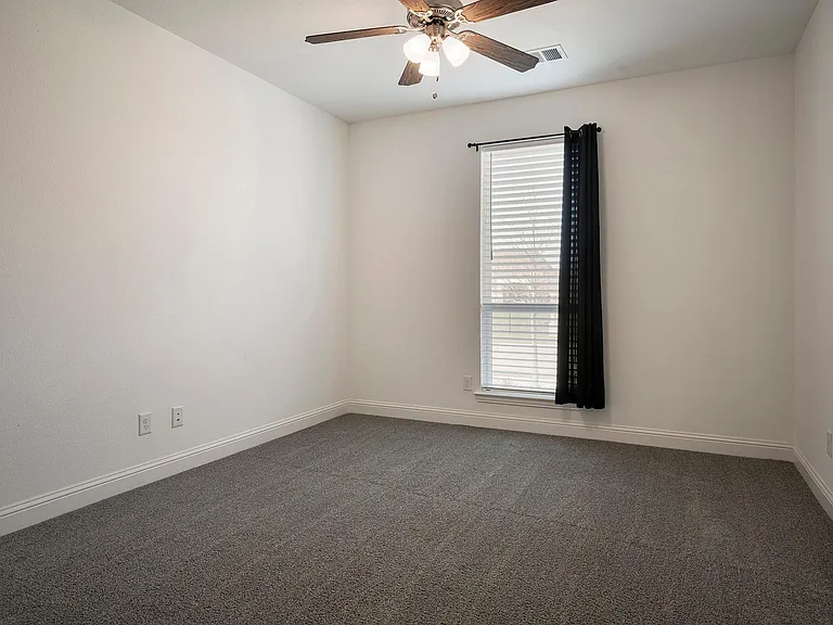 2351 Waterford Way — Photo 21