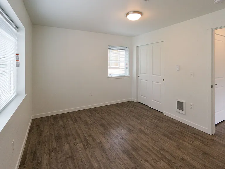 5624 SE 22nd Ave — Photo 10